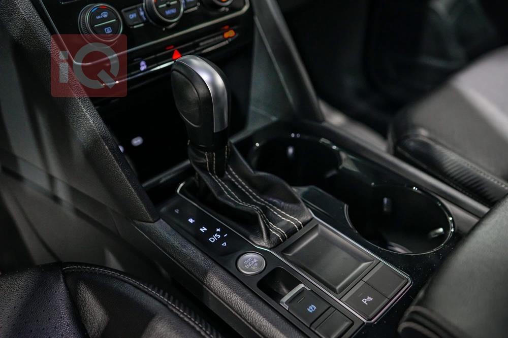 ڤۆڵکسواگن ئەتڵەس کرۆس سپۆرت